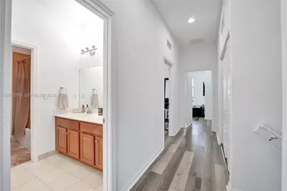 650 NE 191st Ter, Miami, FL 33179 - Photo 39