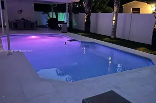 7131 SW 6th St, Pembroke Pines, FL 33023 - Photo 5
