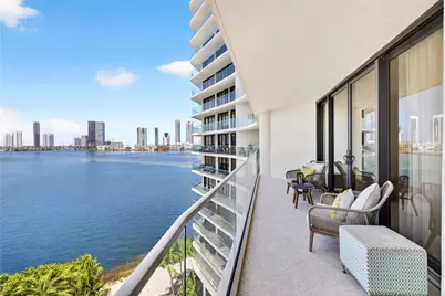 2800 Island Bl #904, Aventura, FL 33160 - Photo 17