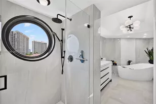 2800 Island Bl, Aventura, FL 33160 - Photo 51