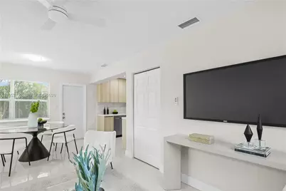 4730 NE 2nd Ave, Oakland Park, FL 33334 - Photo 25