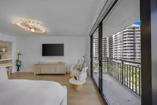 540 Brickell Key Dr, Miami, FL 33131 - Photo 7
