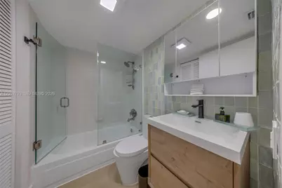 540 Brickell Key Dr #809, Miami, FL 33131 - Photo 13