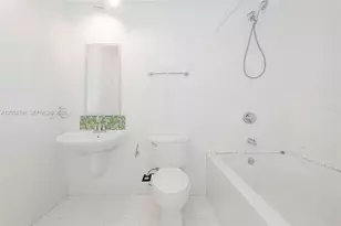 10 SW South River Dr, Miami, FL 33130 - Photo 17