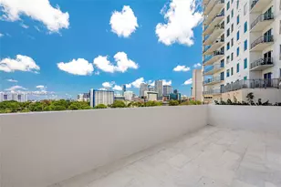 10 SW South River Dr, Miami, FL 33130 - Photo 19