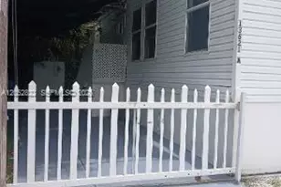 13621 NE 25th Ave, North Miami, FL 33181 - Photo 5