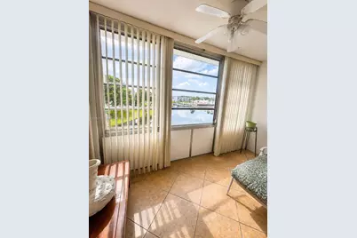 8220 Sunrise Lakes Blvd #309, Sunrise, FL 33322 - Photo 9