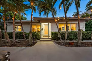 9172 Carlyle Ave, Surfside, FL 33154 - Photo 7