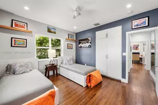 9172 Carlyle Ave, Surfside, FL 33154 - Photo 27