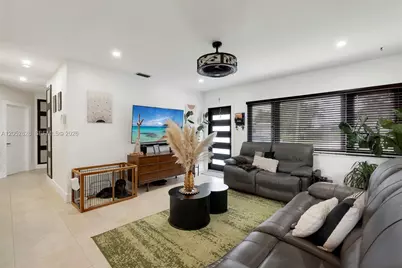 6145 W 6th Ave, Hialeah, FL 33012 - Photo 3