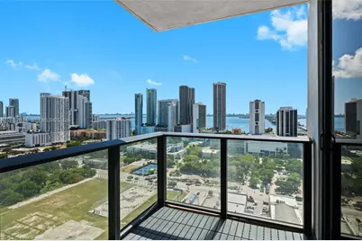 1600 NE 1st Ave #2420, Miami, FL 33132 - Photo 1