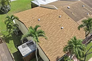 10680 Cherry Ave, Pembroke Pines, FL 33026 - Photo 37