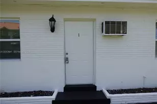 2322 Johnson St, Hollywood, FL 33020 - Photo 3