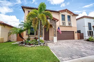 132 NE 26th Ave, Homestead, FL 33033 - Photo 3