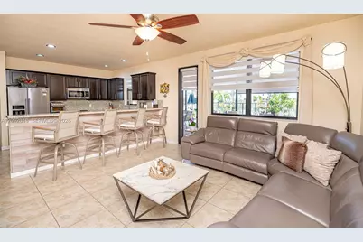 132 NE 26th Ave, Homestead, FL 33033 - Photo 7