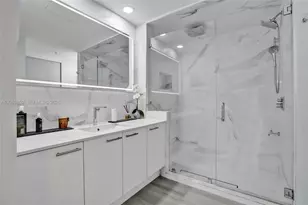 2001 Meridian Ave, Miami Beach, FL 33139 - Photo 5