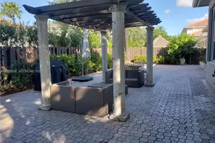 11231 NW 71st St, Doral, FL 33178 - Photo 25