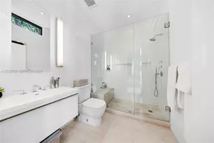 4515 N Michigan Ave, Miami Beach, FL 33140 - Photo 11