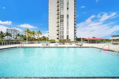 3625 N Country Club Dr #PH2, Aventura, FL 33180 - Photo 25