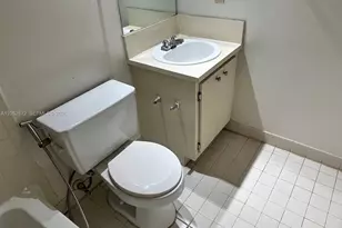 7200 NW 179th St, Hialeah, FL 33015 - Photo 15