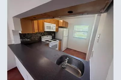 3399 Foxcroft Rd #104, Miramar, FL 33025 - Photo 3