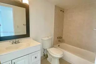 13155 Ixora Ct, North Miami, FL 33181 - Photo 5