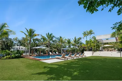 1420 W 23rd St, Miami Beach, FL 33140 - Photo 57