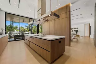 1420 W 23rd St, Miami Beach, FL 33140 - Photo 15