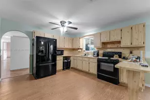27205 SW 162nd Ct, Homestead, FL 33031 - Photo 7