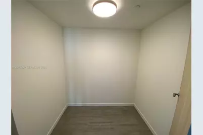 1000 Brickell Plaza #3309, Miami, FL 33131 - Photo 11