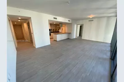 1000 Brickell Plaza #3309, Miami, FL 33131 - Photo 9