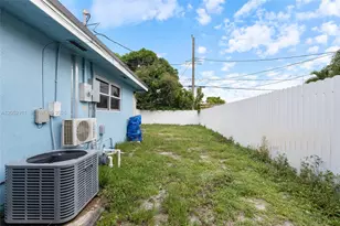 7501 Granada Blvd, Miramar, FL 33023 - Photo 19