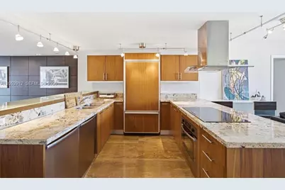 50 Biscayne Blvd #2510, Miami, FL 33132 - Photo 17