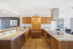 50 Biscayne Blvd, Miami, FL 33132 - Photo 17