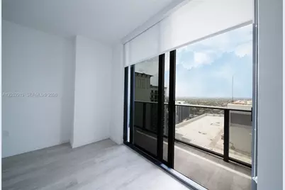 55 SW 9th St #3207, Miami, FL 33130 - Photo 15