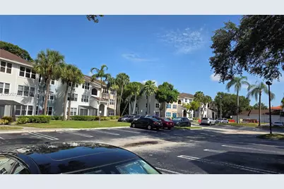 2307 N Congress Ave #16, Boynton Beach, FL 33426 - Photo 9