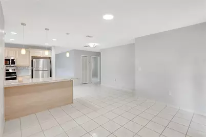 2476 SW 17 St #Rear, Miami, FL 33145 - Photo 5