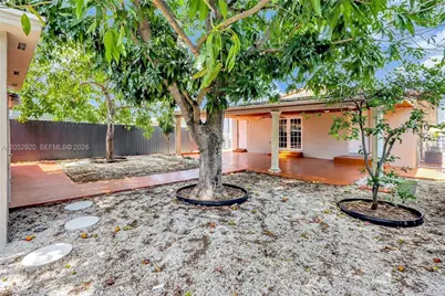 2476 SW 17 St #Rear, Miami, FL 33145 - Photo 15