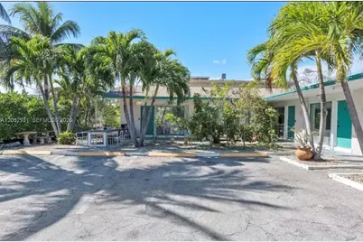 333 Palm St, Hollywood, FL 33019 - Photo 23