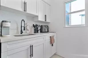 333 Palm St, Hollywood, FL 33019 - Photo 55