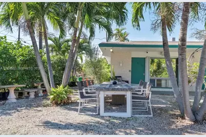 333 Palm St, Hollywood, FL 33019 - Photo 21