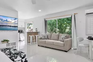 333 Palm St, Hollywood, FL 33019 - Photo 5