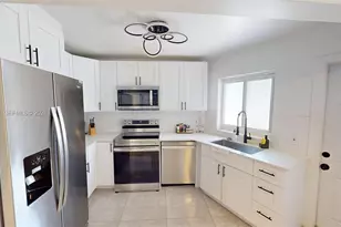 1904 SW 28th St, Fort Lauderdale, FL 33315 - Photo 5