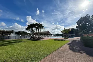 200 Gate Rd, Hollywood, FL 33024 - Photo 15