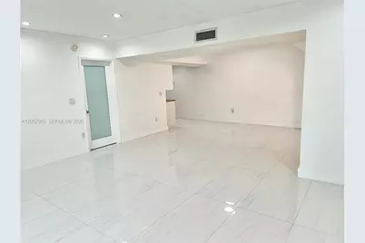 7401 SW 82nd St #303S, Miami, FL 33143 - Photo 5
