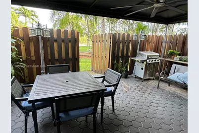 7423 NW 182nd St #7423, Hialeah, FL 33015 - Photo 13