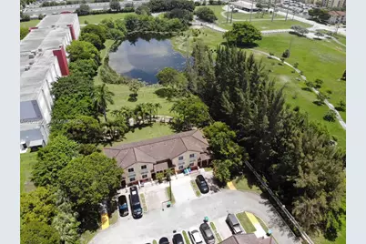 7423 NW 182nd St #7423, Hialeah, FL 33015 - Photo 19