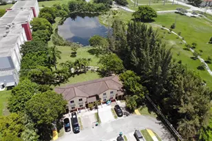 7423 NW 182nd St, Hialeah, FL 33015 - Photo 19