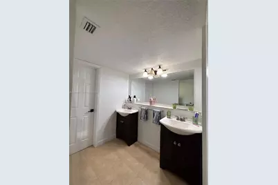 6305 Gage Pl #309A, Miami Lakes, FL 33014 - Photo 29