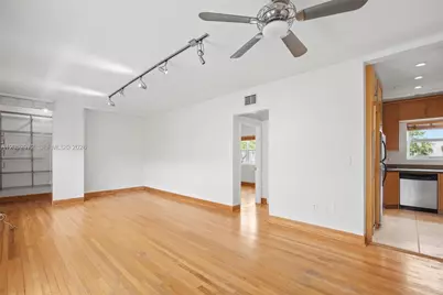 1100 Venetian Way #2B, Miami, FL 33139 - Photo 11